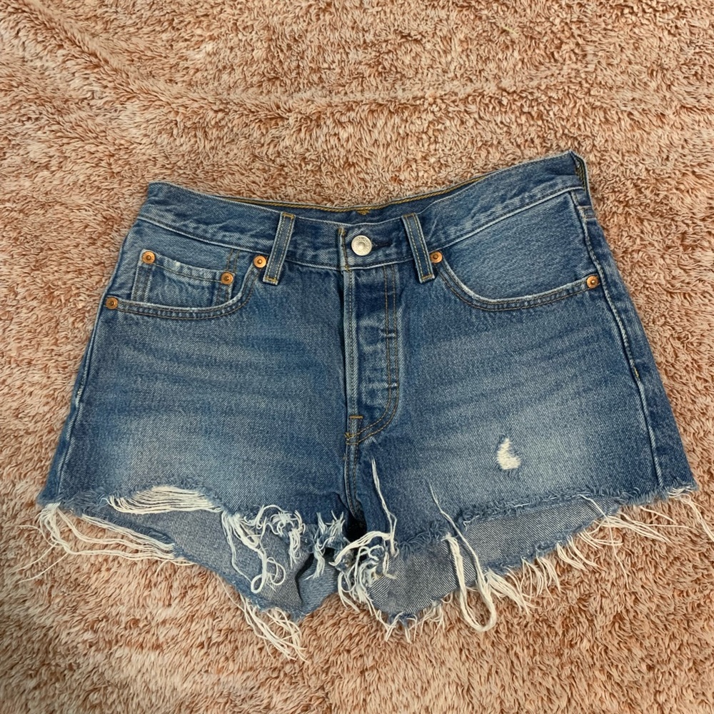 Vintage cutoff high waisted Levi’s